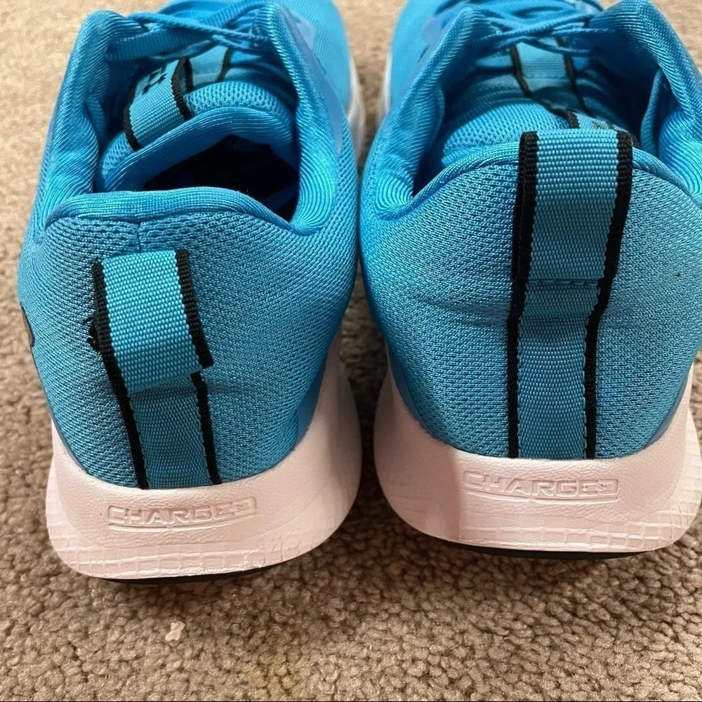 Under Armour Charged Aurora Sneakers women’s 3022619-400 Bleu - Picture 12 of 13
